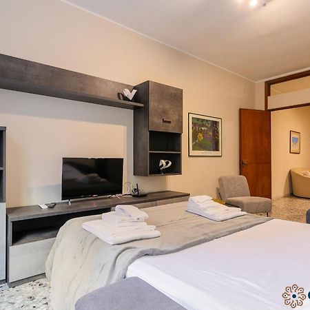 Piccinni Guesthouse By Apulia Accommodation 巴里 外观 照片